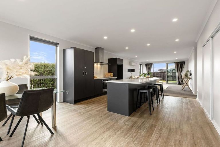 Photo of property in 32 George Square West, Wigram, Christchurch, 8025