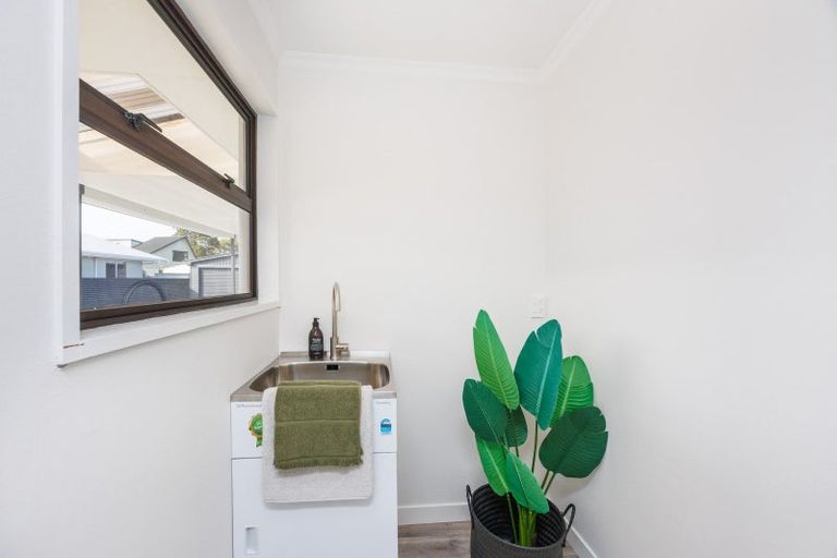 Photo of property in 11 Fiona Crescent, Feilding, 4702
