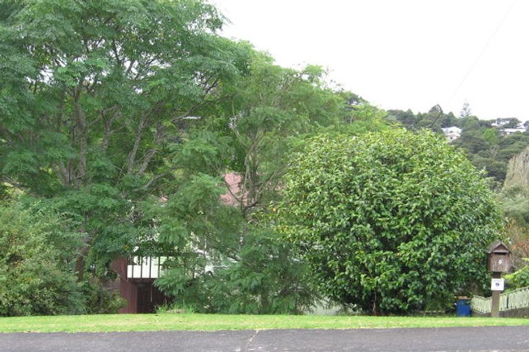 Photo of property in 8 Huruhuru Road, Massey, Auckland, 0614