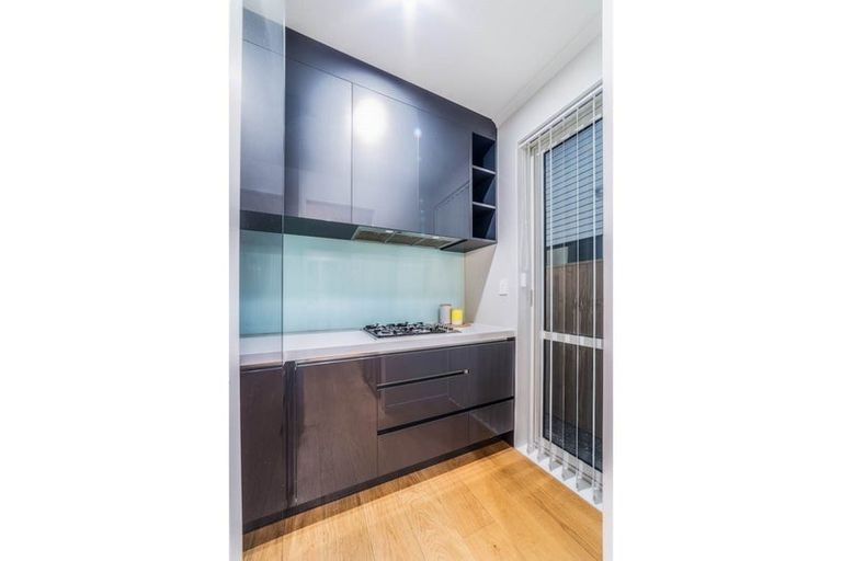 Photo of property in 43 Lockheed Street, Hobsonville, Auckland, 0618