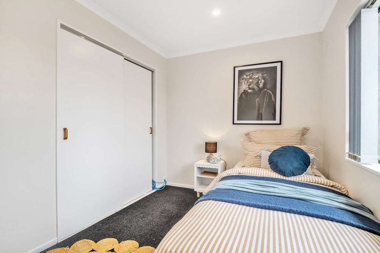 Photo of property in 1 Loader Place, Tawhero, Whanganui, 4501