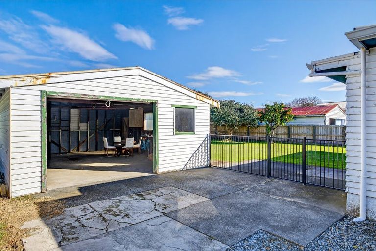 Photo of property in 13 Huxley Road, Outer Kaiti, Gisborne, 4010