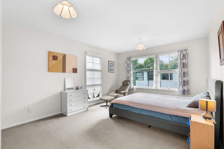 Photo of property in 8 Kirkdale Place, Avonhead, Christchurch, 8042