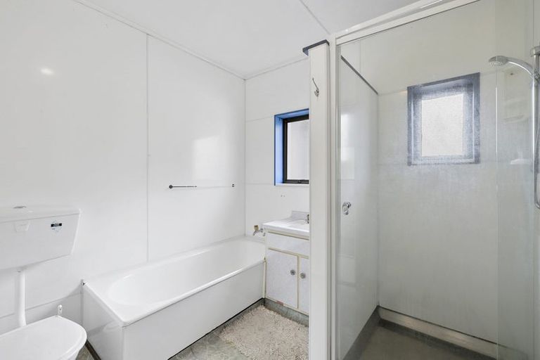 Photo of property in 7 Mount View Place, Spotswood, New Plymouth, 4310