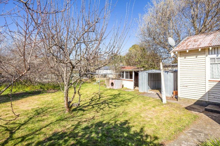 Photo of property in 28 Gamblins Road, Saint Martins, Christchurch, 8022