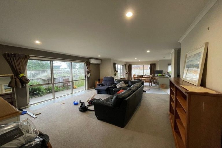 Photo of property in 74b Simpson Road, Papamoa Beach, Papamoa, 3118