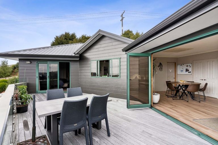 Photo of property in 111 Pacific View Drive, Whangamata, 3620