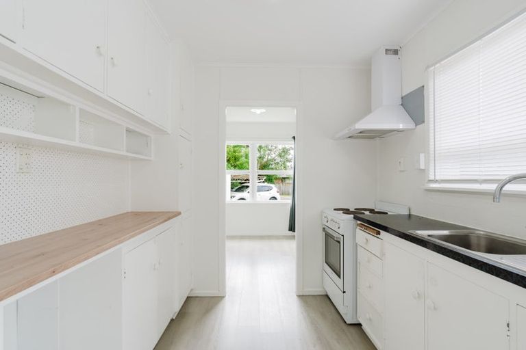 Photo of property in 18 Brocas Avenue, Hillcrest, Hamilton, 3216