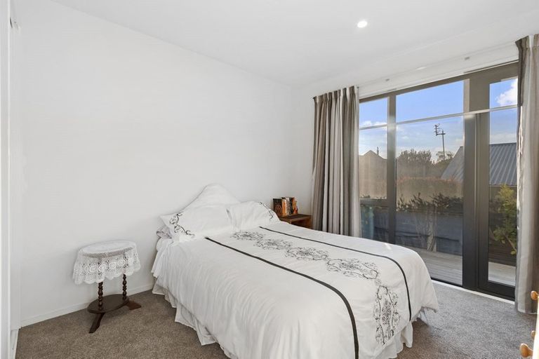 Photo of property in 517 Marine Parade, South New Brighton, Christchurch, 8062
