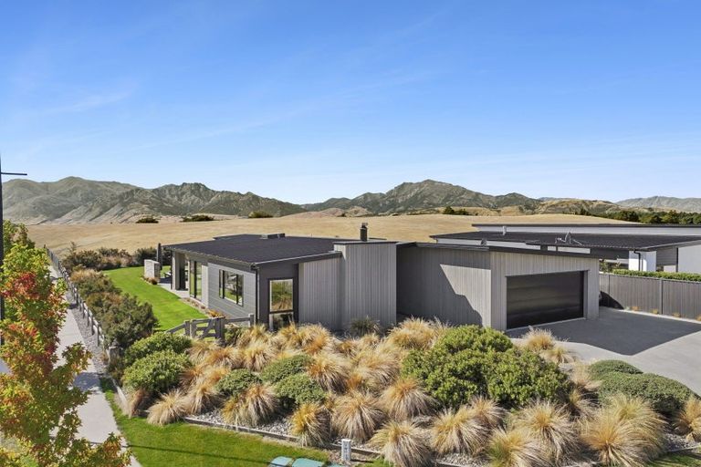 Photo of property in 75 Infinity Drive, Wanaka, 9305