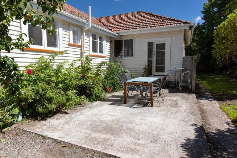 Photo of property in 3 King Street, Dannevirke, 4930