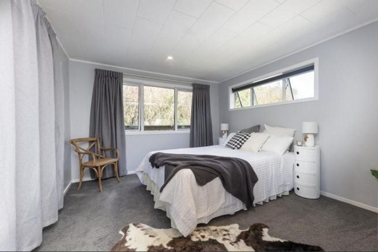 Photo of property in 23 Kaipara Portage Road, Riverhead, 0820