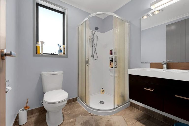 Photo of property in 2/65e Metcalfe Road, Ranui, Auckland, 0612
