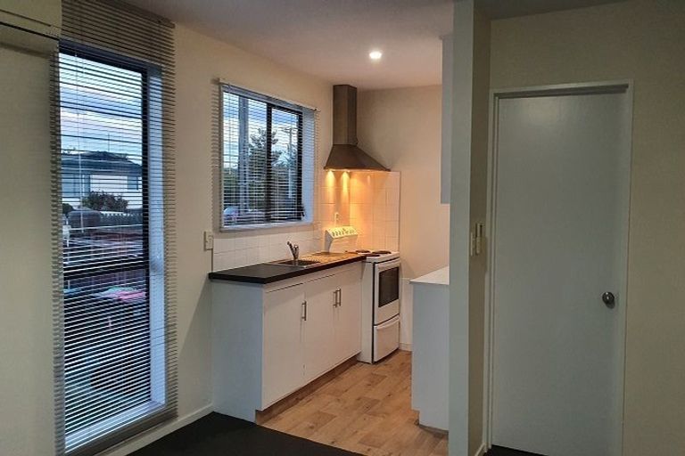 Photo of property in 1/605 Barbadoes Street, Edgeware, Christchurch, 8013