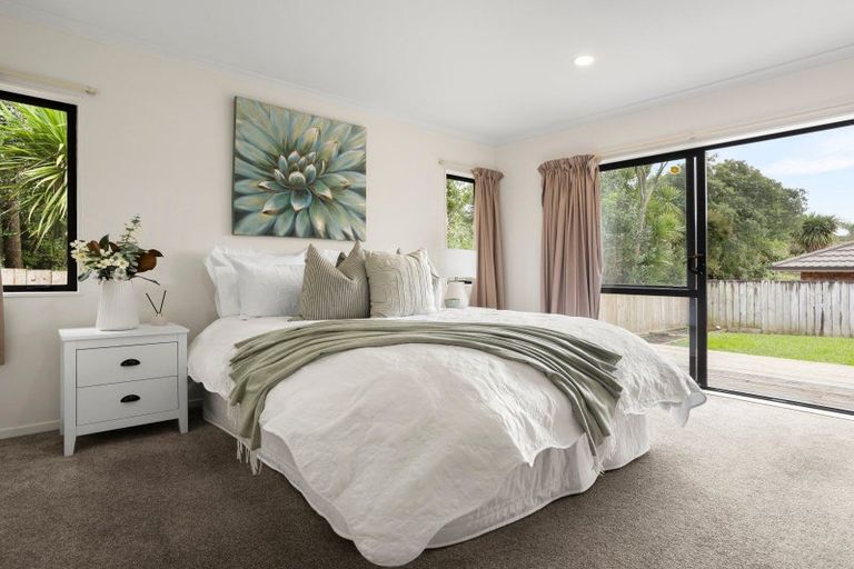 Photo of property in 88 Nielsen Gardens, Rototuna, Hamilton, 3210