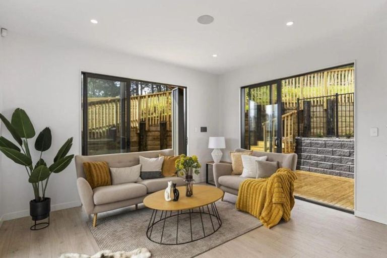 Photo of property in 52 Pukemarino Road, Waimauku, 0812