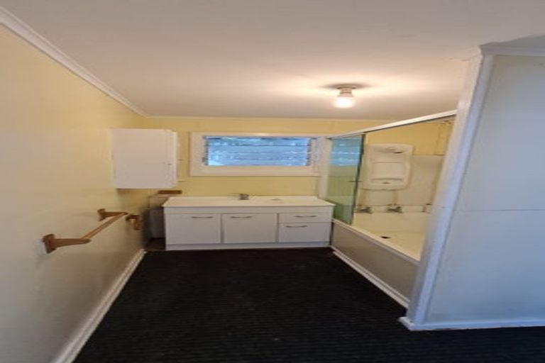 Photo of property in 96 Nairn Street, Mount Cook, Wellington, 6011