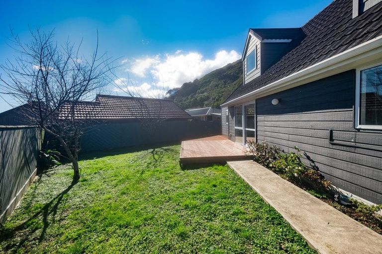 Photo of property in 95 Elizabeth Street, Waikanae, 5036
