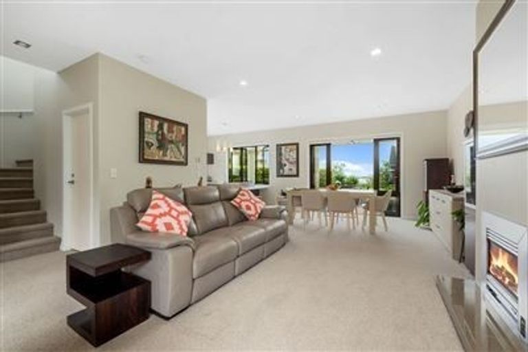 Photo of property in 140 Gills Road, Albany Heights, Auckland, 0632