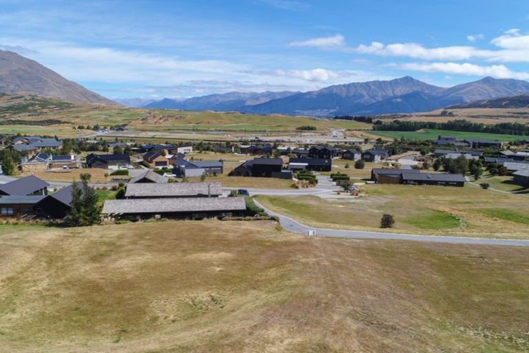 Photo of property in 14a Kinross Lane, Jacks Point, Queenstown, 9371