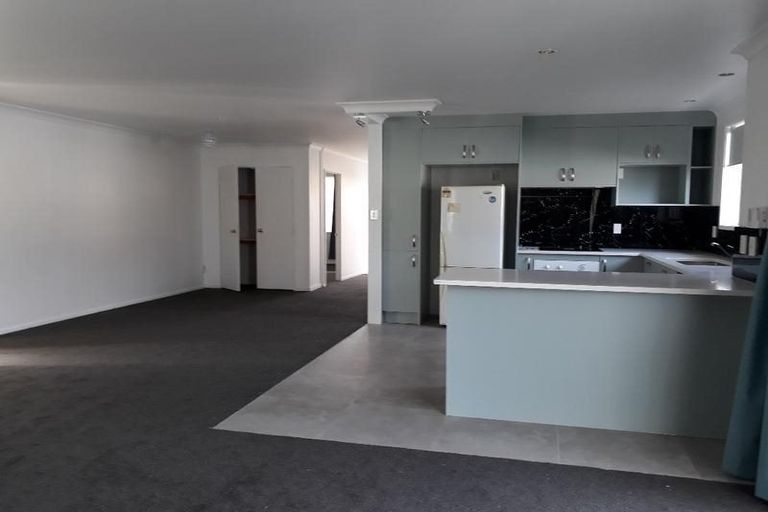 Photo of property in 4 Clover Drive, Henderson, Auckland, 0610