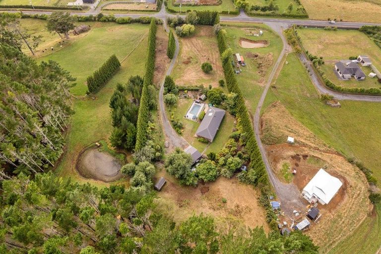 Photo of property in 1096 Egmont Road, Egmont Village, New Plymouth, 4372