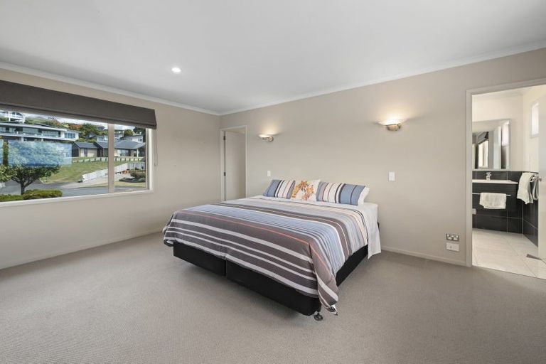 Photo of property in 3 Linden Place, Matipo Heights, Rotorua, 3015