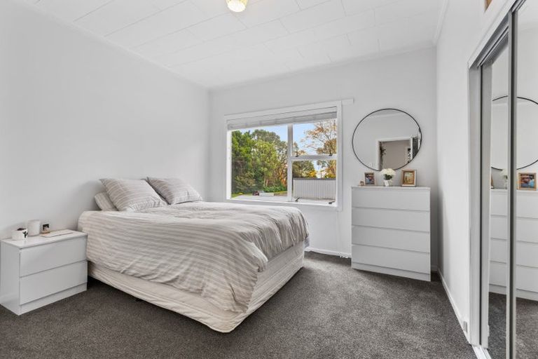 Photo of property in 13 Bracken Street, New Plymouth, 4310