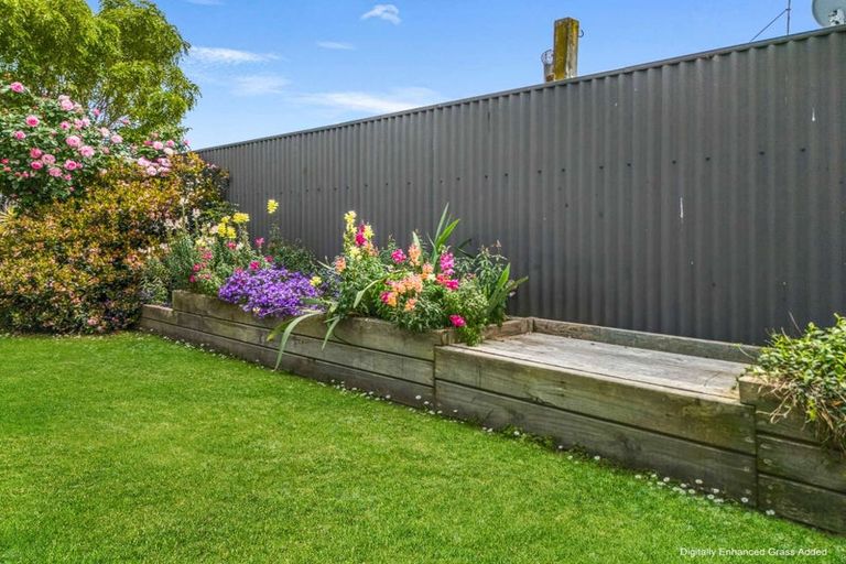 Photo of property in 102a Lumsden Road, Akina, Hastings, 4122