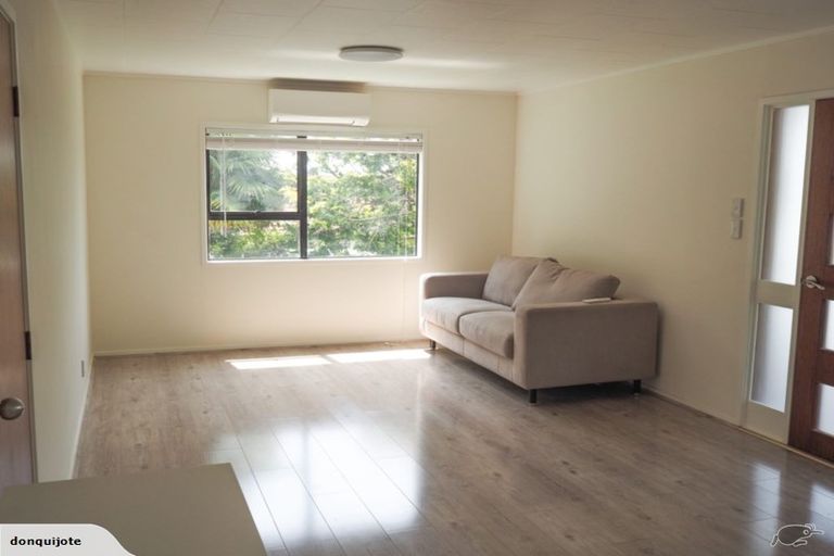 Photo of property in 164 Sunset Road, Unsworth Heights, Auckland, 0632