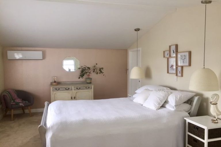 Photo of property in 1220a Papamoa Beach Road, Papamoa Beach, Papamoa, 3118