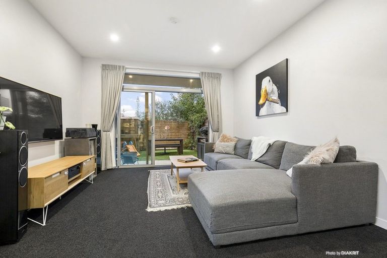 Photo of property in 1/24 Tamar Street, Island Bay, Wellington, 6023