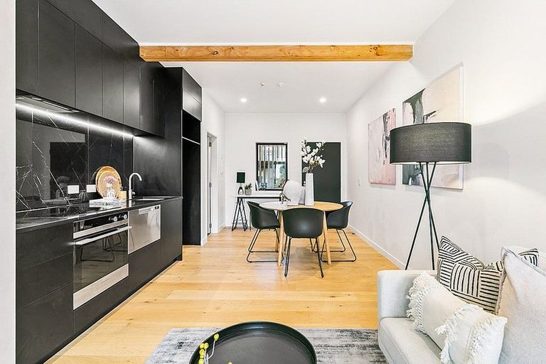 Photo of property in 3/167 Hobsonville Point Road, Hobsonville, Auckland, 0616