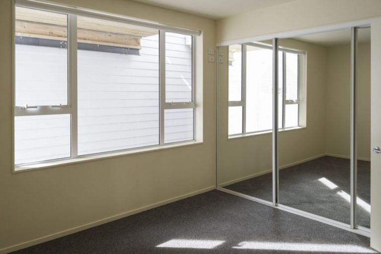 Photo of property in Pirie Street Townhouses, 18/35u Pirie Street, Mount Victoria, Wellington, 6011