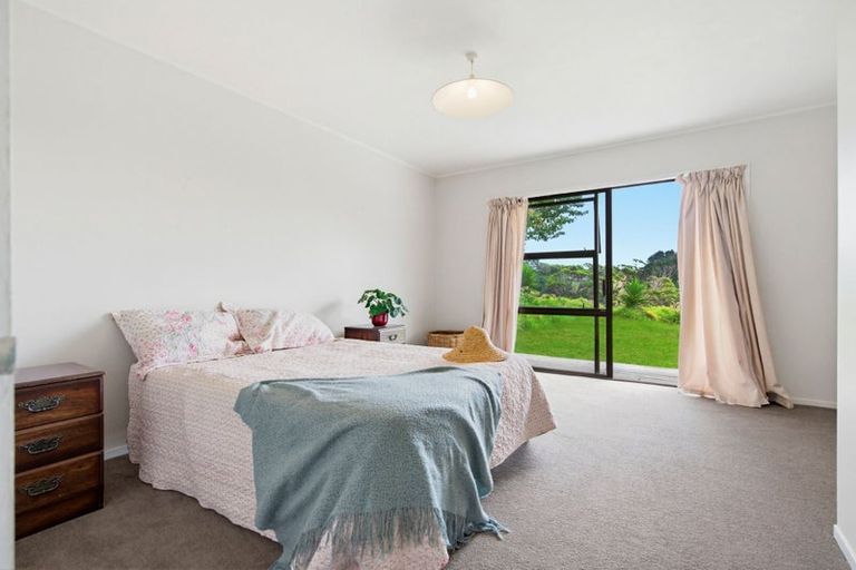 Photo of property in 140 Craig Road, Pollok, Waiuku, 2683