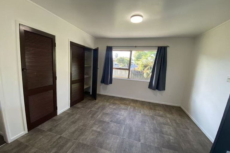 Photo of property in 1/26 Wattle Street, New Lynn, Auckland, 0600