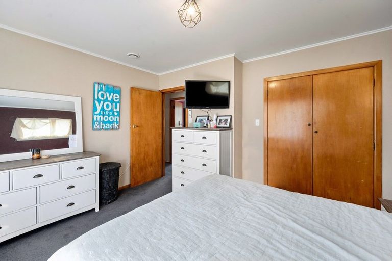 Photo of property in 19 Kenmore Place, Tokoroa, 3420