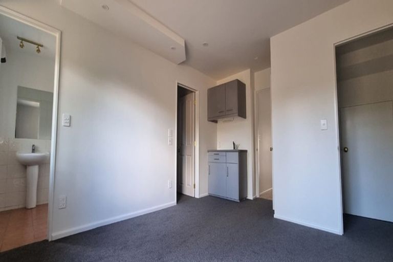 Photo of property in 28d Hallenstein Street, Queenstown, 9300