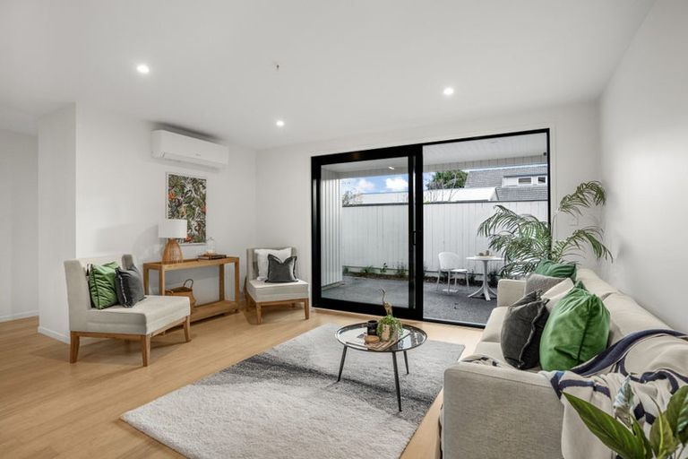 Photo of property in 11/200 Knights Road, Hutt Central, Lower Hutt, 5011