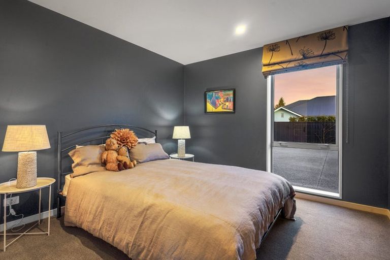 Photo of property in 12 Gerard Place, Rangiora, 7400