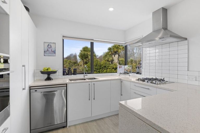 Photo of property in 10 Torbeg Lane, Broomfield, Christchurch, 8042