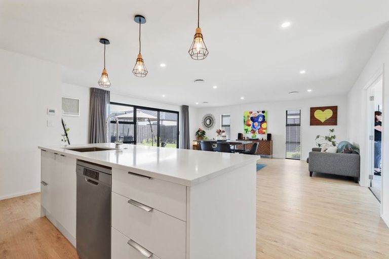 Photo of property in 16 Lusk Street, Rangiora, 7400