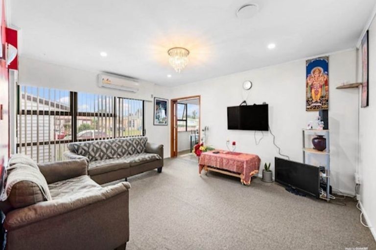 Photo of property in 7 Glen Norman Avenue, Henderson, Auckland, 0610