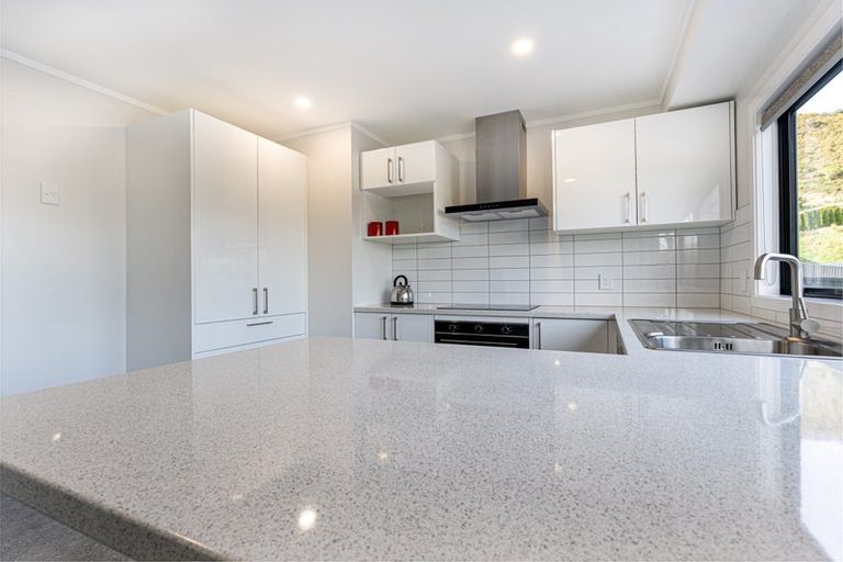 Photo of property in 450 Cambridge Terrace, Naenae, Lower Hutt, 5011