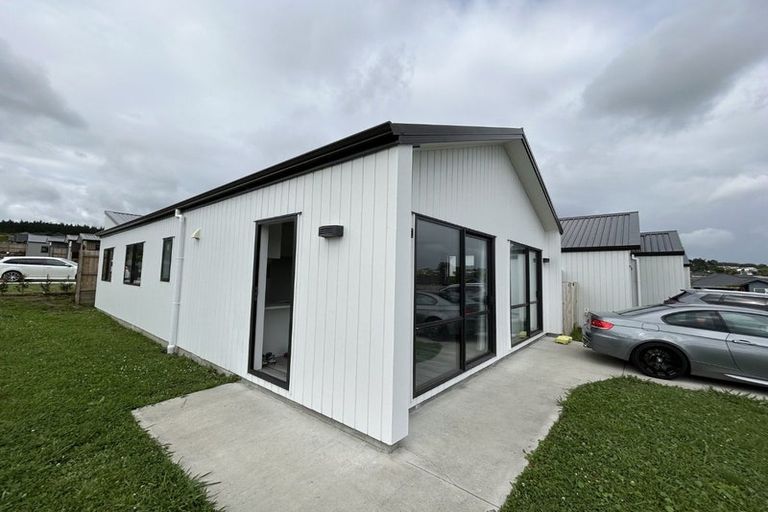 Photo of property in 8 Rongomai Street, Helensville, 0800