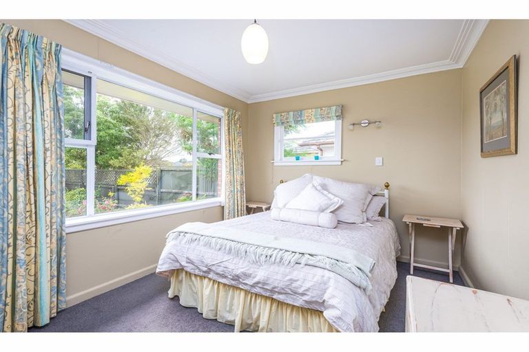 Photo of property in 15 Manuka Street, Mairehau, Christchurch, 8013