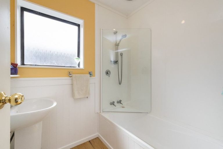 Photo of property in 9a Fairs Road, Milson, Palmerston North, 4414