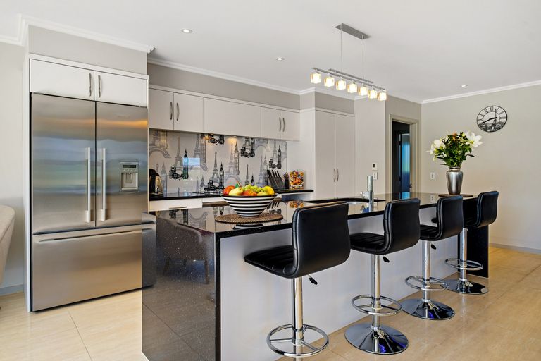 Photo of property in 50 Shields Street, Clyde, 9330
