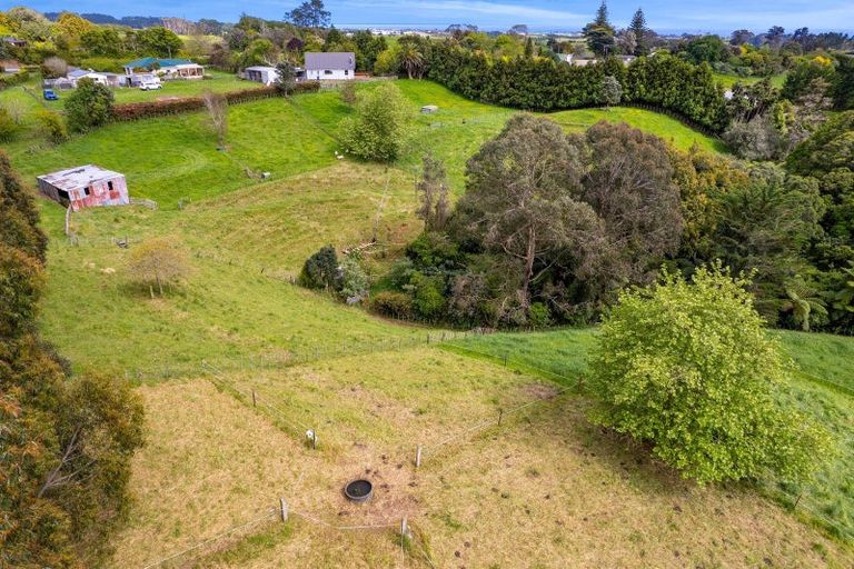 Photo of property in 275 Henwood Road, Paraite, New Plymouth, 4372