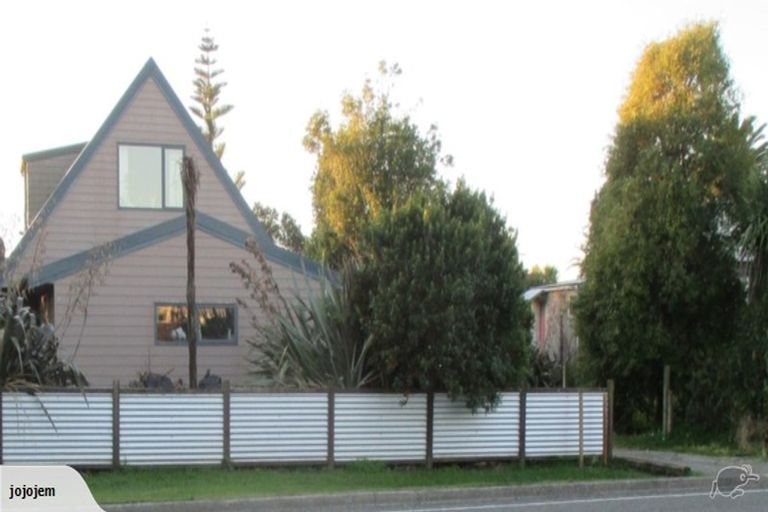 Photo of property in 151 Brougham Street, Westport, 7825